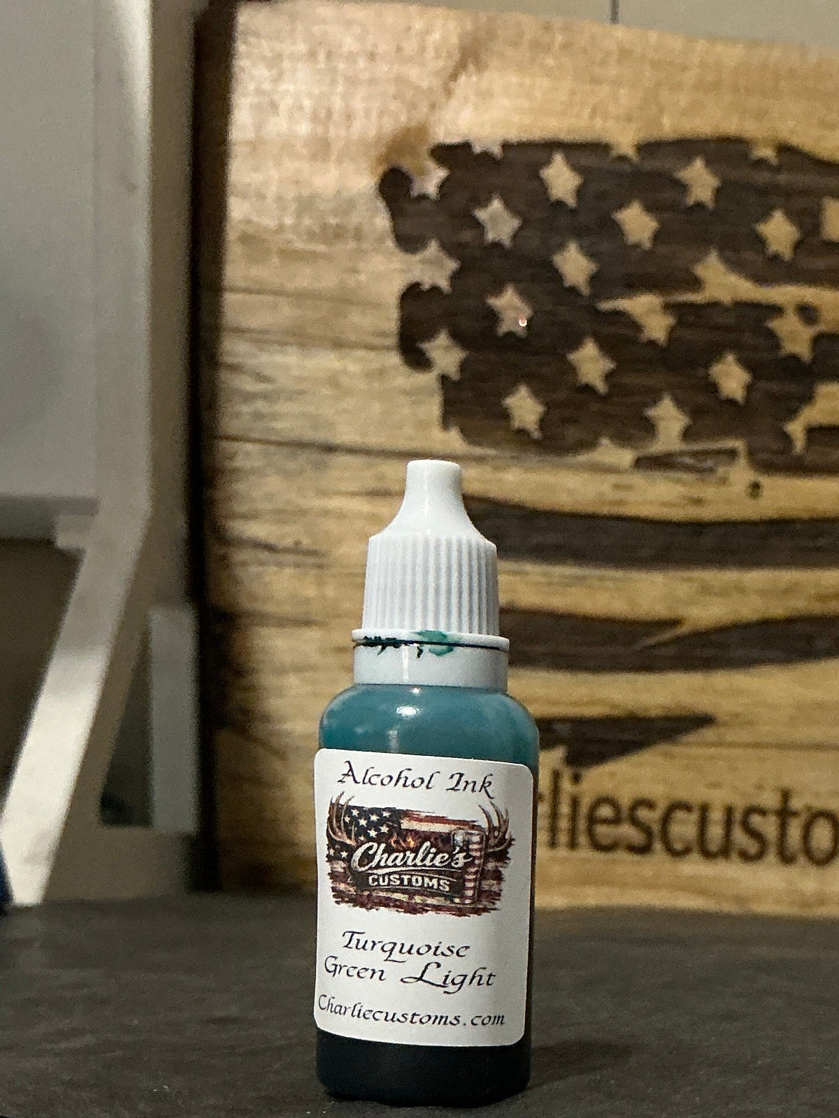 Turquoise Green Light Alcohol Ink